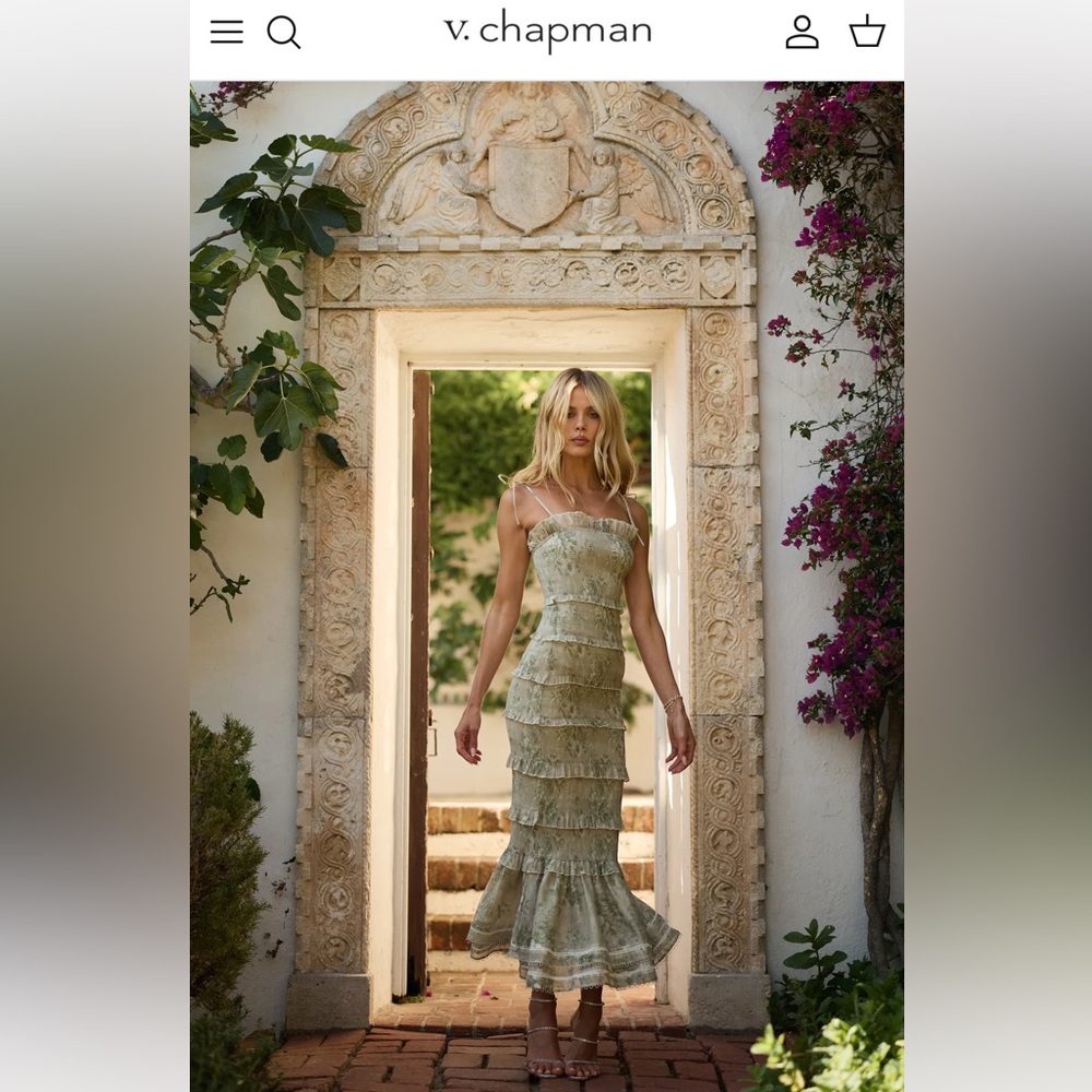 V. Chapman - The Geranium Dress in Sage
Tapestry